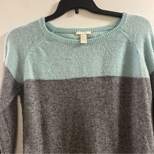 Forever 21 Soft Blue/ Grey Knit‎ Lightweight Sweater